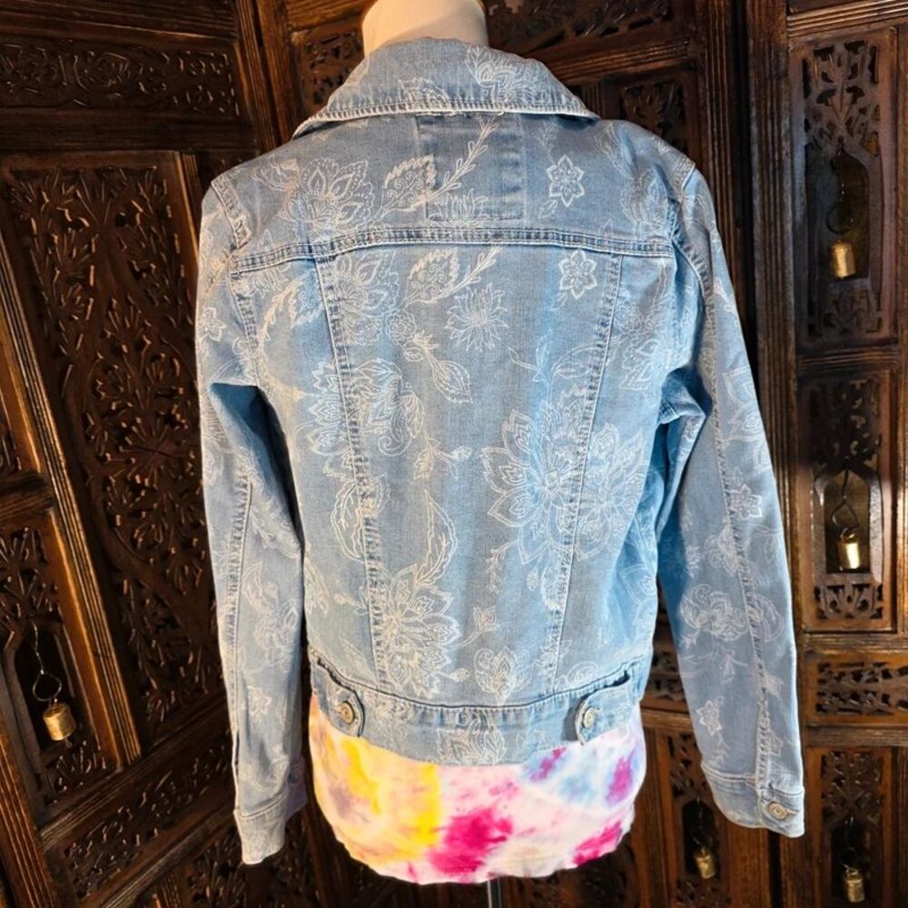 Floral Patterned Denim Jacket - Picture 10 of 11